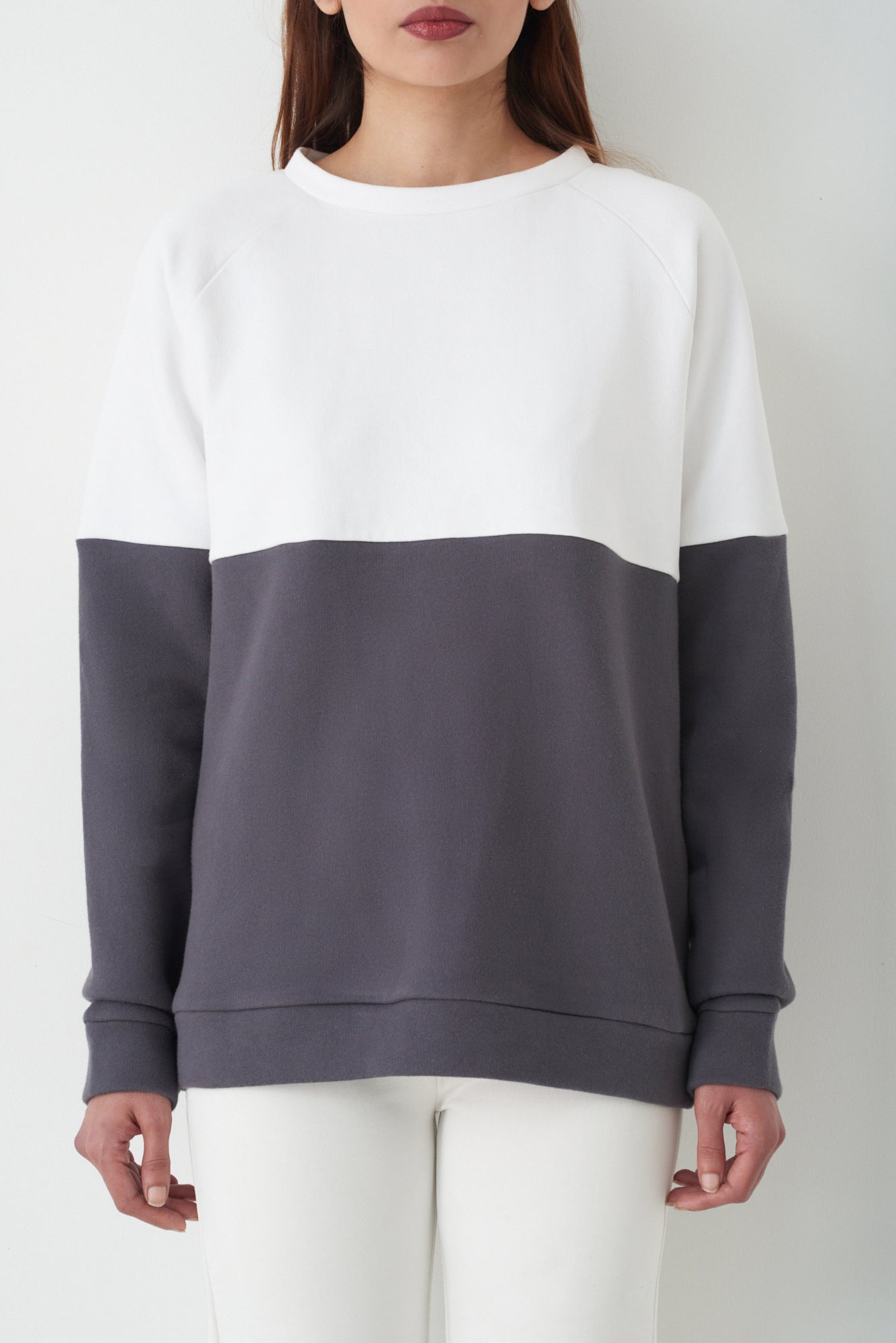 Park avenue white online sweatshirt