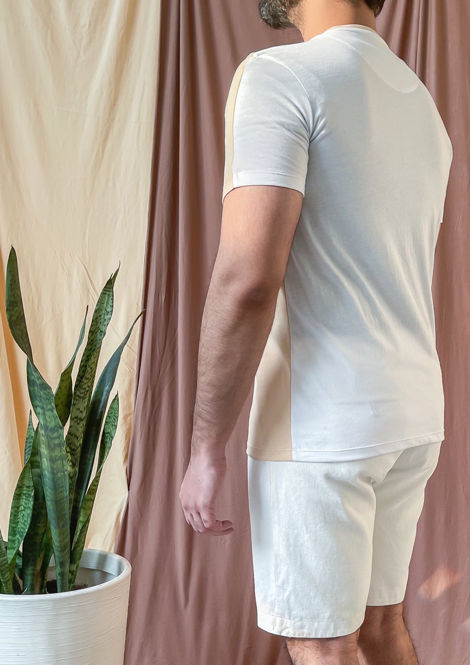 MELROSE AVE SAND TEE